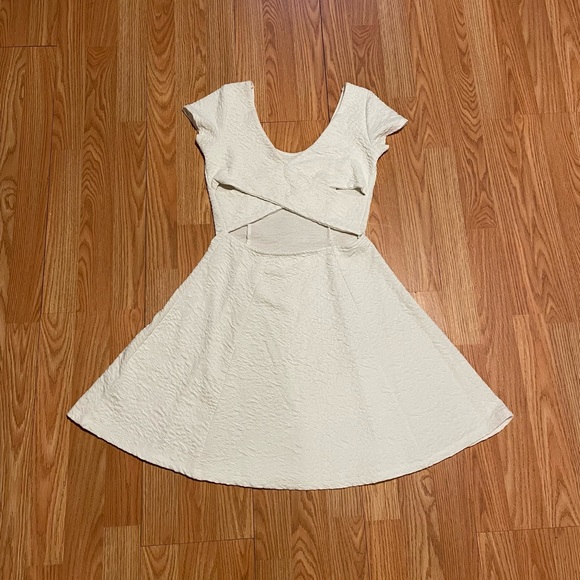Garage - Summer Dress, Cream Color, Size S - Picture 2 of 5